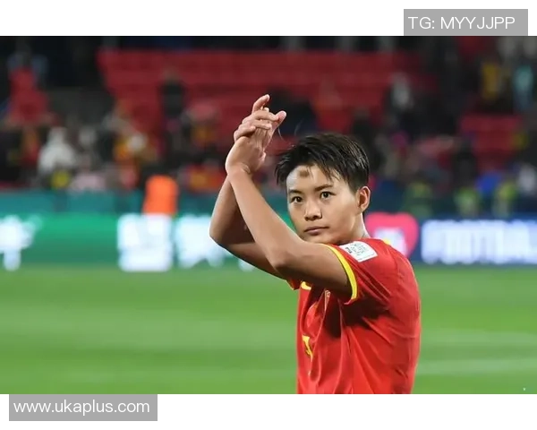 逆天改命的足球传奇球星背后的奋斗与荣耀